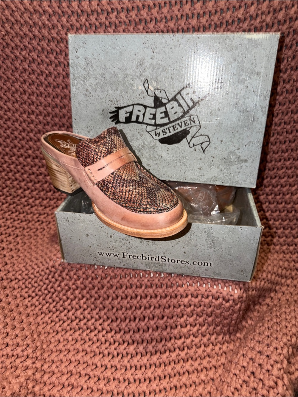 Freebird by Steven COLLINS mule